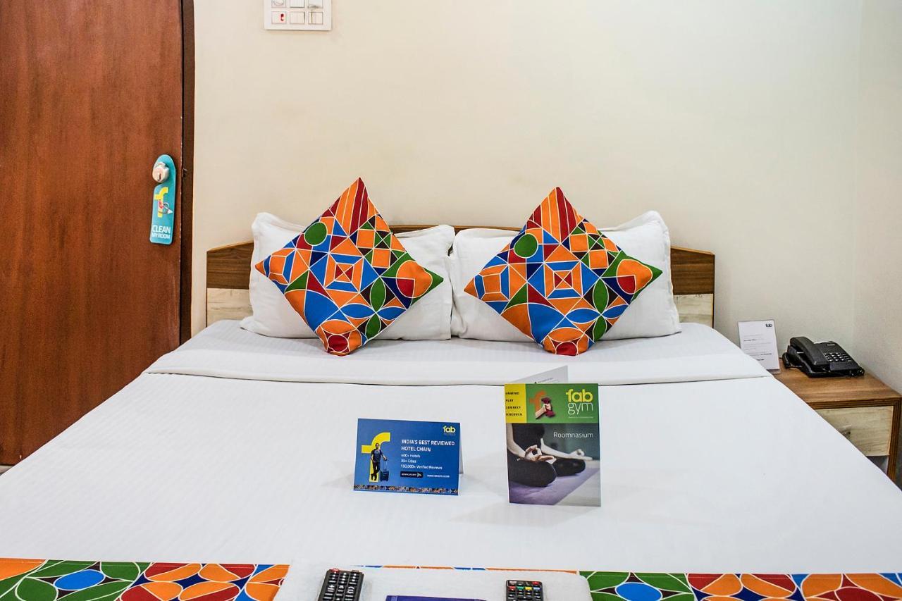 Готель Fabexpress Sri Lakshmi Deluxe Sivarampalli Гайдарабад Екстер'єр фото