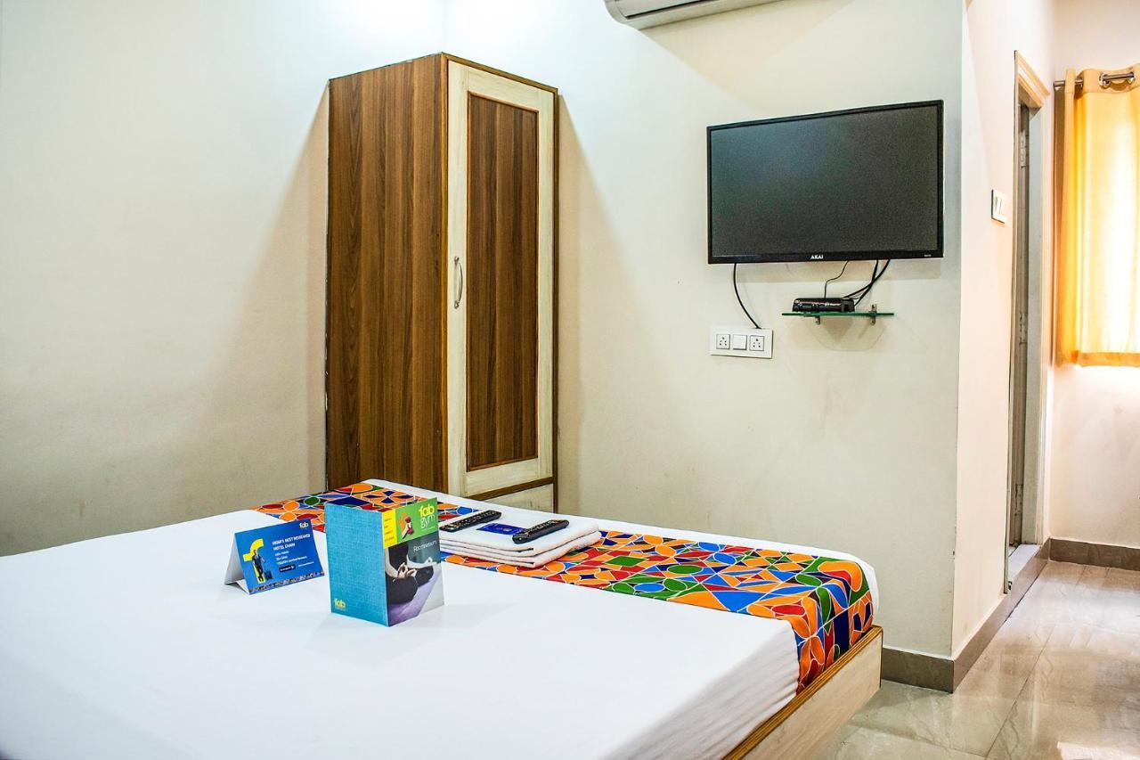 Готель Fabexpress Sri Lakshmi Deluxe Sivarampalli Гайдарабад Екстер'єр фото